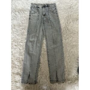 Karol Denim Women’s Sz. 38 Gray/ Blk Distressed Jeans. Great Quality & Condition